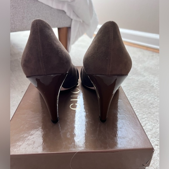 Gucci Husteria Suede & Patent Leather Heels - Picture 5 of 10